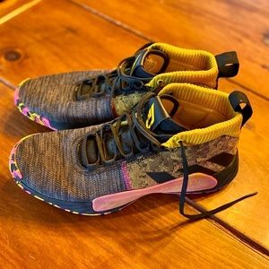 Adidas DAME 5  Asian tour signature shoes